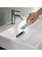 Geberit One lefolyó panel fésűs betéttel, mágneses rögzítéssel, alpin fehér 245.451.11.1